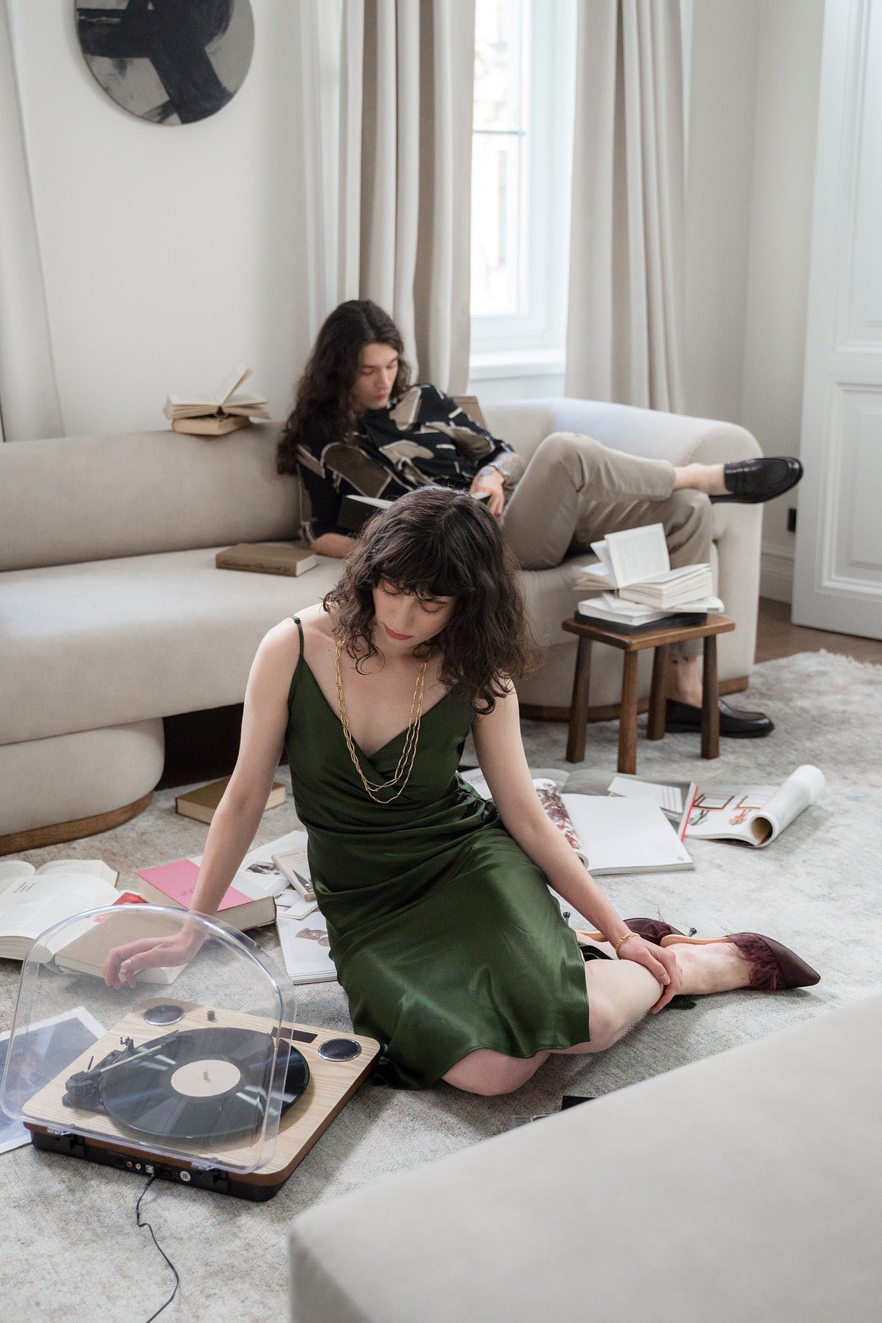 How to Organize a Living Room in 6 Easy Steps