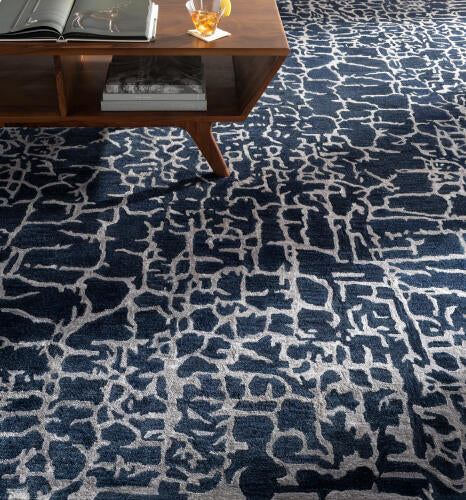 Banshee handgemaakt vloerkleed van wol & viscose — Donkerblauw | BAN-3306