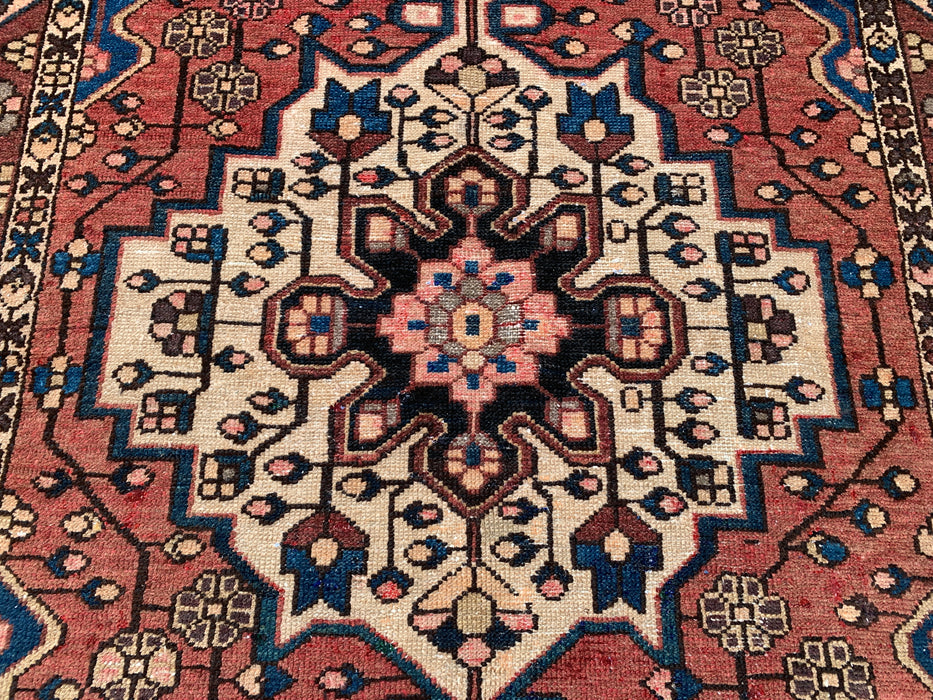 6'3 x 4'9 handgeknoopt Perzisch wollen tapijt - Mauve & blauw geometrisch medaillonontwerp - KBHM-1001