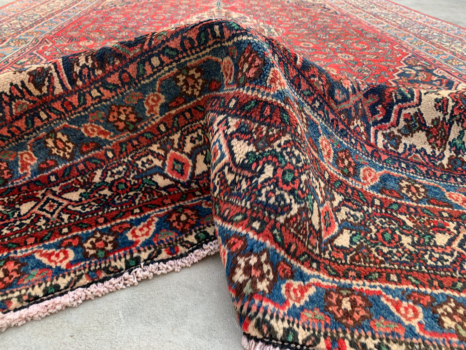 Handgemaakt Perzisch wollen vloerkleed 7x10 - Rood, blauw en ivoorkleurig traditioneel Perzisch kleed met geometrisch medaillon - Exacte afmetingen 10'5" x 7'0" - KBHM-1038