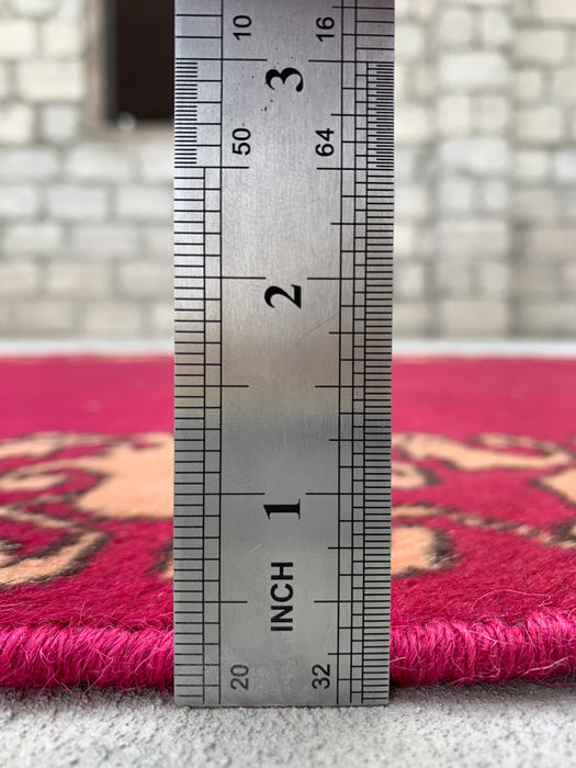 11'3 x 2'10 handgeknoopt Perzisch wollen loperkleed in magenta, beige & bruin met minimalistisch randontwerp | KBHM-1053