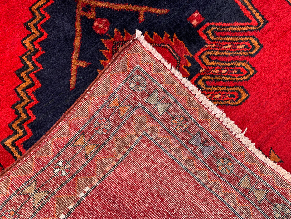9'6 x 3'10 Handgeknoopt Perzisch wollen loperkleed in rood, marineblauw en goud met tribaal geometrisch medaillonontwerp | KBHM-1059