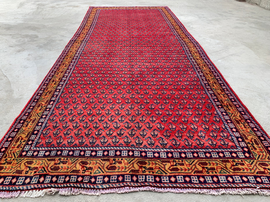 10'6 x 4'2 handgeknoopt Perzisch wollen loperkleed in rood, blauw & goud met all-over motief | KBHM-1063