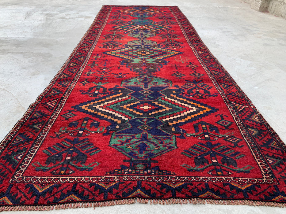 12'10 x 4'7 handgeknoopt Perzisch wollen loperkleed met tribaal geometrisch ontwerp in rood, marineblauw & groenblauw | KBHM-1073