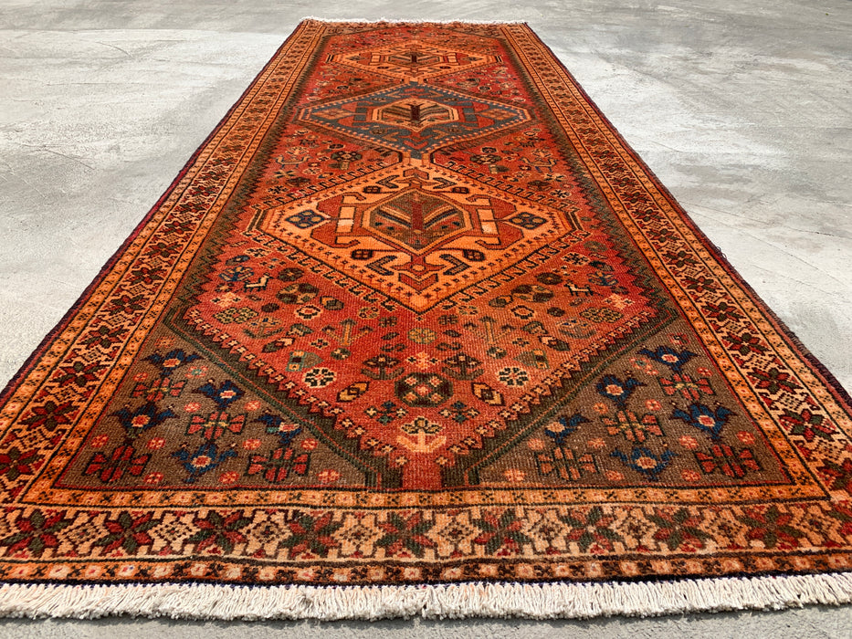 KB Rugs kbhm-1108 Handgeknoopt Perzisch wollen loperkleed – 310 x 109 cm Roest, Blauw & Ivoor Geometrisch Tribaal Design