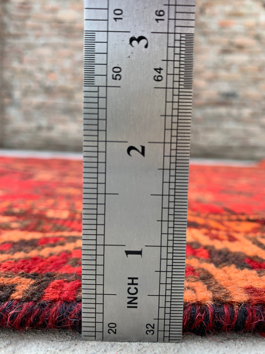 7'11 x 4'5 handgeknoopt Perzisch wollen tapijt met tribaal geometrisch medaillonontwerp in rood, roestbruin & bruin | KBHM-1119