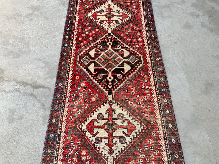 KBHM-1129 Handgeknoopt Perzisch wollen loper-tapijt – 307 cm x 99 cm Rood, ivoor & blauw stammenmedaillon loper