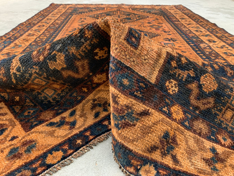 KBHM-1130 Handgeknoopt Perzisch wollen tapijt – 236 cm x 155 cm Beige, blauw & bruin tribaal geometrisch vloerkleed