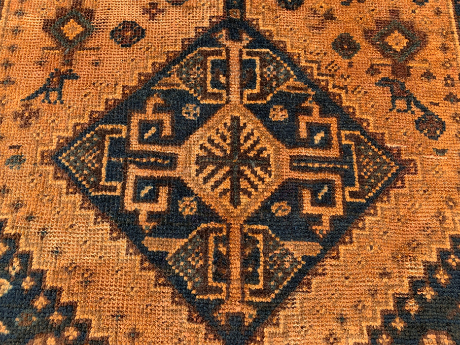 KBHM-1130 Handgeknoopt Perzisch wollen tapijt – 236 cm x 155 cm Beige, blauw & bruin tribaal geometrisch vloerkleed