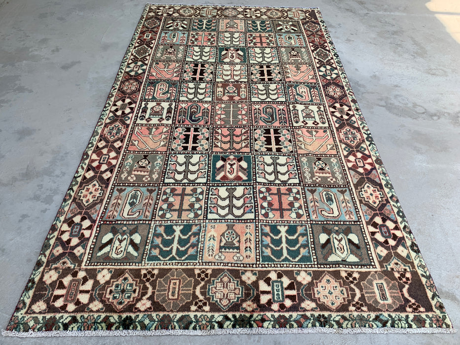 9'8 x 5'6 handgeknoopt Perzisch wollen tapijt in ivoor, taupe, teal & blush met traditioneel paneelontwerp | KBHM-1137