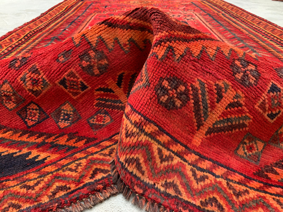KBHM-1142 Handgeknoopt Perzisch wollen tapijt – 262 x 150 cm Rood, roestbruin & marineblauw tribaal geometrisch vloerkleed