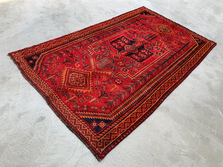 KBHM-1142 Handgeknoopt Perzisch wollen tapijt – 262 x 150 cm Rood, roestbruin & marineblauw tribaal geometrisch vloerkleed
