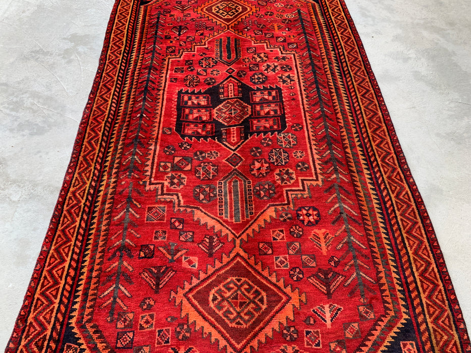 KBHM-1142 Handgeknoopt Perzisch wollen tapijt – 262 x 150 cm Rood, roestbruin & marineblauw tribaal geometrisch vloerkleed