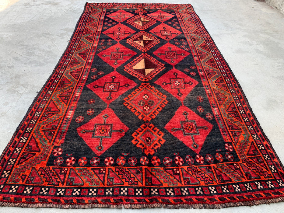 KBHM-1146 Handgeknoopt Perzisch wollen tapijt – 279 cm x 145 cm rood, zwart & groen tribaal geometrisch vloerkleed