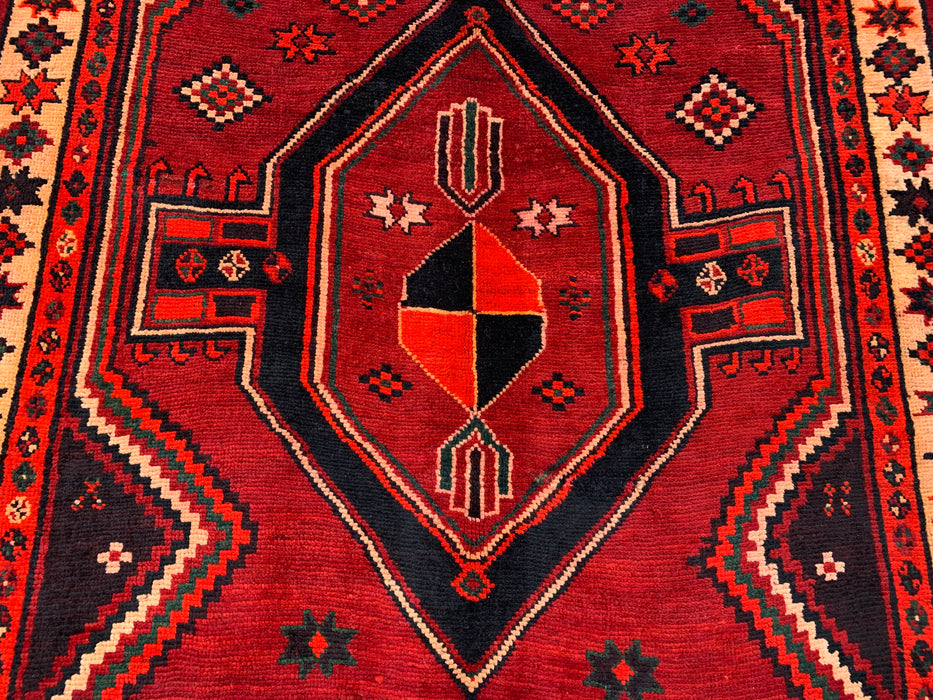 KBHM-1147 Handgeknoopt Perzisch wollen tapijt – 279 cm x 145 cm Rood, zwart & ivoorkleurig tribaal geometrisch vloerkleed