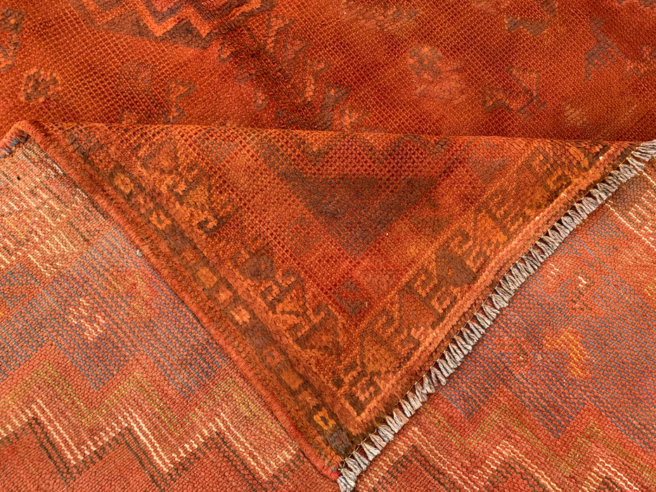 Vintage handgeknoopt Perzisch wollen tapijt 236 x 150 cm – Overdyed roestoranje vloerkleed – KBHM-1164