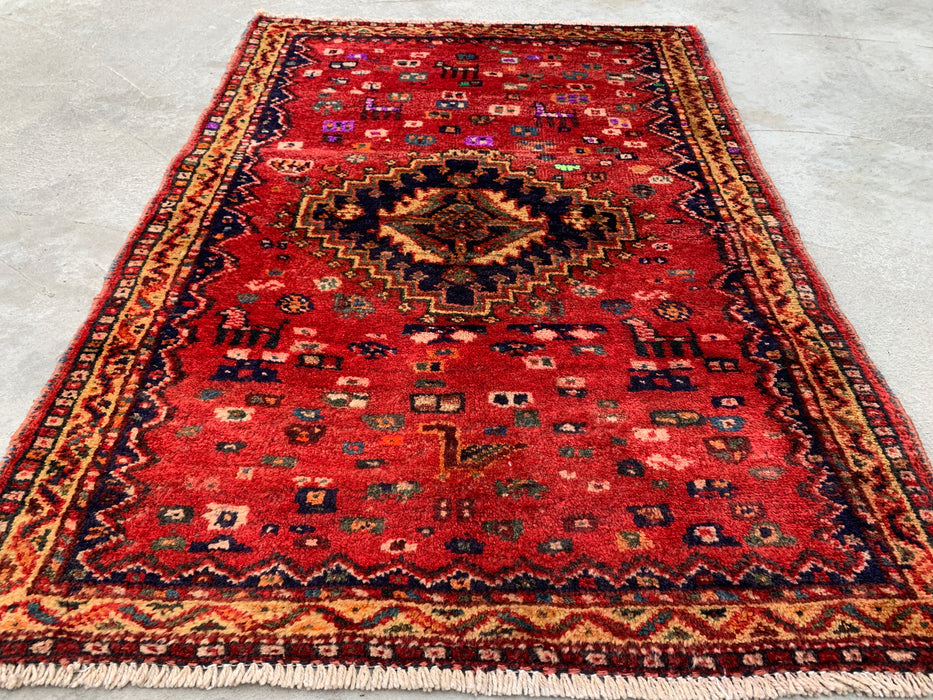 Handgeknoopt Perzisch wollen vloerkleed 117 x 84 cm Rood, Marineblauw & Ivoor Tribaal accentkleed - KBHM-1192