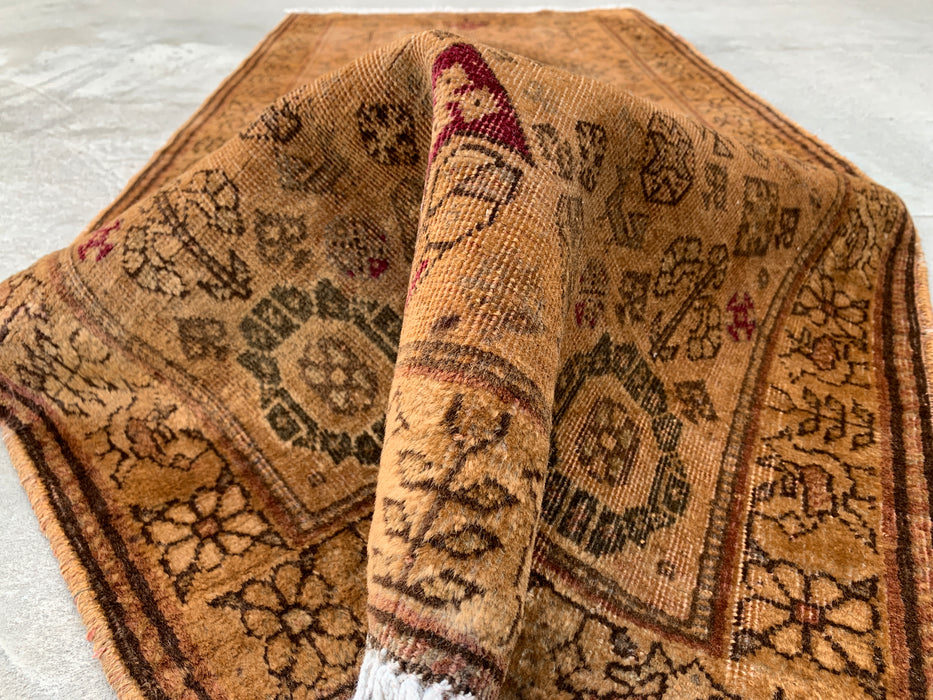 Vintage Perzisch handgeknoopt wollen loper tapijt 178 x 79 cm beige bruin KBHM-1194