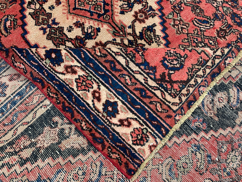 Handgemaakt Perzisch wollen vloerkleed 213x305 cm - Traditioneel Perzisch tapijt met medaillon in koraal, ivoor & marineblauw - Exacte afmeting 287 x 203 cm - KBHM-1200