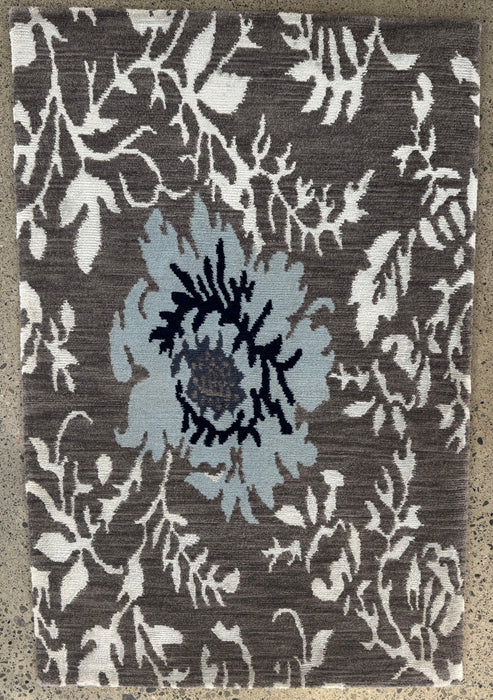 2'x3' 100% Wool Nepali Hand Knotted Area Rug