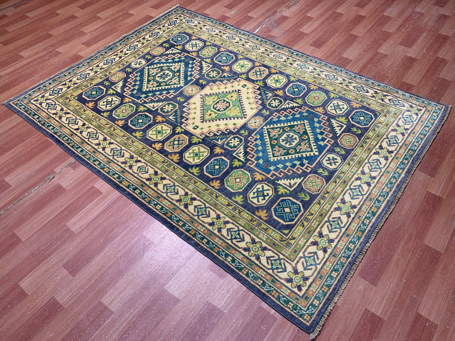 Handgeknoopt wollen tapijt van 150 × 208 cm – Geometrisch tribaal ontwerp in marineblauw & groen