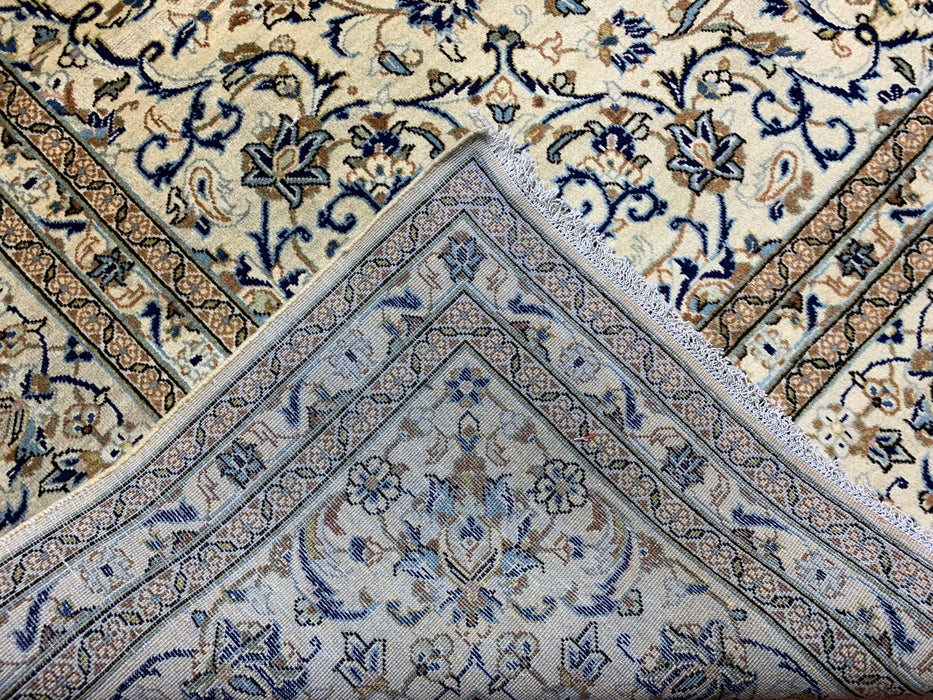 9'6" × 13'5" Hand-Knotted Wool Rug – Persian Kashan Floral Ivory & Blue