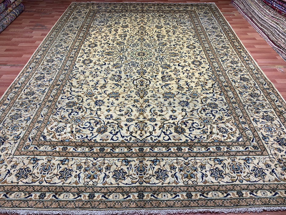 9'6" × 13'5" Hand-Knotted Wool Rug – Persian Kashan Floral Ivory & Blue