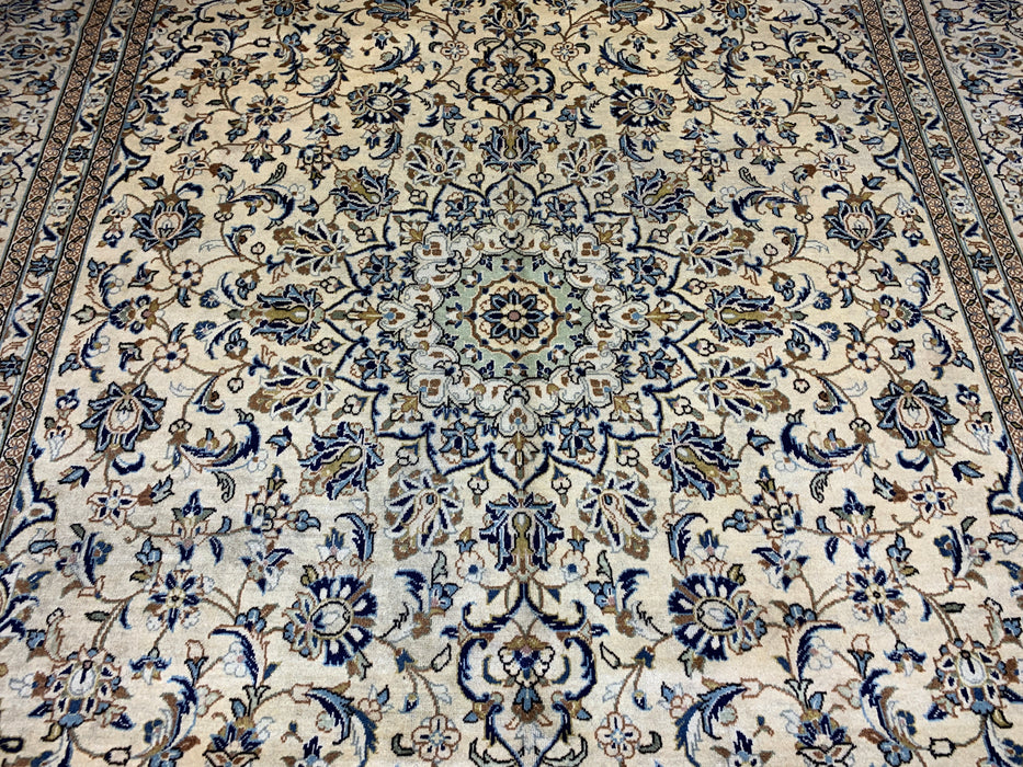 9'6" × 13'5" Hand-Knotted Wool Rug – Persian Kashan Floral Ivory & Blue