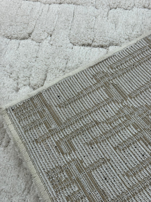 3'5" x 7'10" Belgium-Made Fine Quality Machine-Made Runner Rug - Ivory