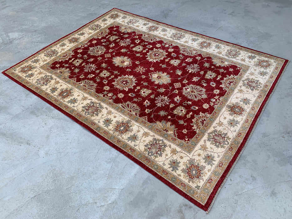 7'9 x 5'9 handgeknoopt Peshawari Chobi wollen tapijt - Rood traditioneel bloemmotief karpet - KBHM-545