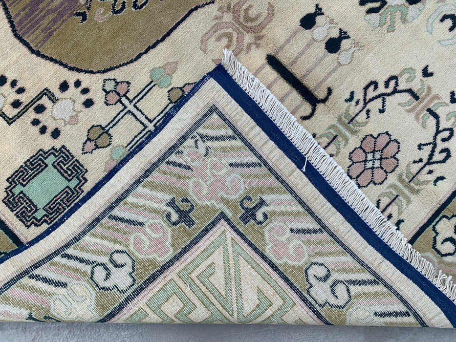 198 x 150 cm handgeknoopt Peshawari Chobi wollen tapijt - Ivoor kleurig geometrisch tribaal vloerkleed - KBHM-630
