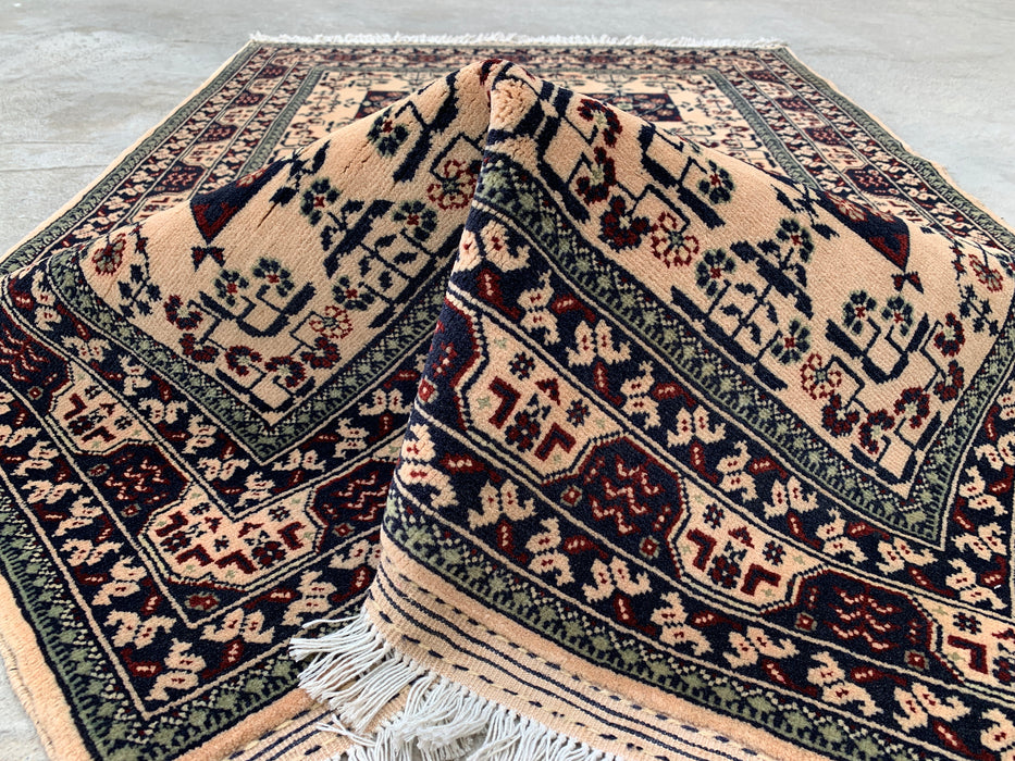 4'10 x 3'3 handgeknoopt Peshawari Chobi wollen tapijt - Ivoor kleurig tribaal geometrisch vloerkleed - KBHM-636