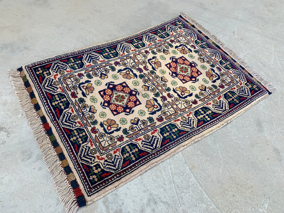 2'10 x 1'11 Handgeknoopt Peshawari Chobi wollen tapijt - Ivoorkleurig tribaal geometrisch accenttapijt - KBHM-639