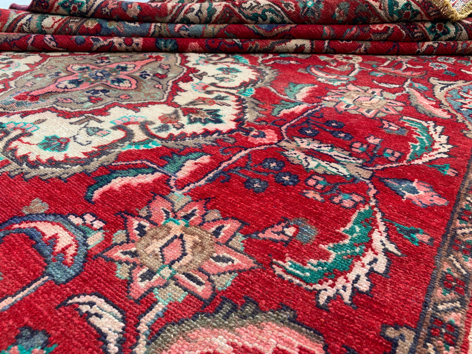 Handgeweven Perzisch wollen vloerkleed 213x305 cm - Rood, marineblauw & ivoorkleurig Perzisch stijl kleed met bloemenmedaillon - Exacte afmeting 315 cm x 208 cm - KBHM-695