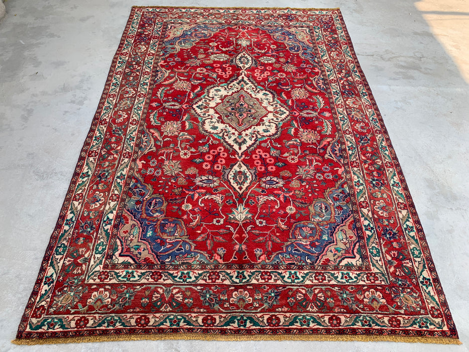 Handgeweven Perzisch wollen vloerkleed 213x305 cm - Rood, marineblauw & ivoorkleurig Perzisch stijl kleed met bloemenmedaillon - Exacte afmeting 315 cm x 208 cm - KBHM-695