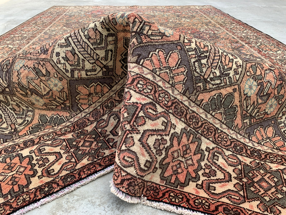 Handgemaakt Perzisch wollen vloerkleed 7x10 - Bruin, ivoor & roze tribaal geometrisch Perzisch stijl kleed - Exacte afmeting 10'3" x 6'10" - KBHM-697