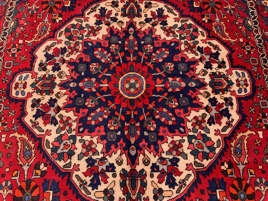 10'6" x 7'3" handgeknoopt Perzisch wollen tapijt – Rood, marineblauw & ivoorkleurig bloemenmedaillonontwerp – KBHM-708