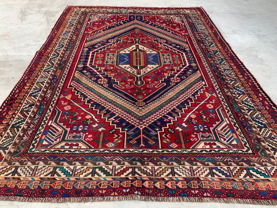 Handgemaakt Perzisch wollen vloerkleed 7x10 - Rood, marineblauw & ivoorkleurig Perzisch tapijt in stamtalige medaillonstijl - Exacte afmetingen 8'10" x 6'2" - KBHM-720