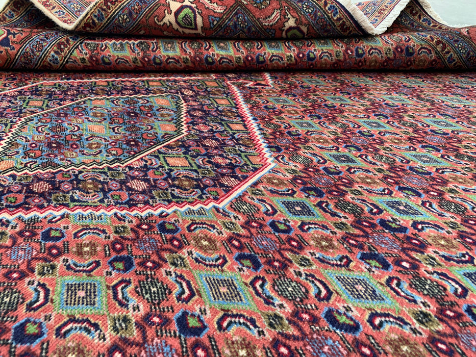 Handgemaakt Perzisch wollen vloerkleed 7x10 - Roze, blauw & ivoor vintage medaillon Perzisch stijl kleed - Exacte afmeting 9'5" x 6'4" - KBHM-721
