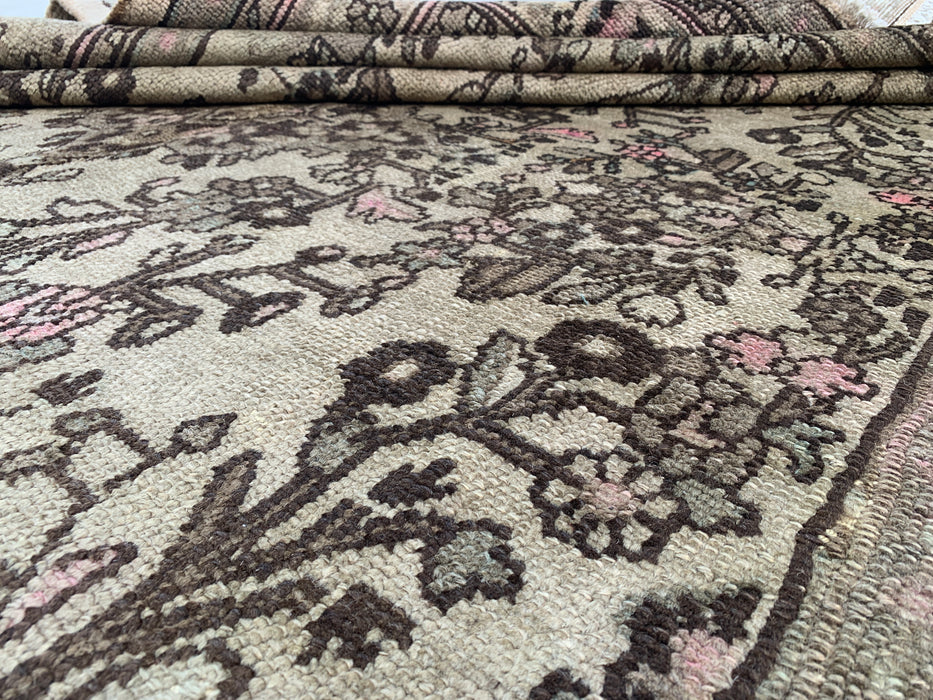 Handgemaakt Perzisch wollen vloerkleed 210x300 cm - Vintage Perzisch bloemmotief in beige, taupe en zachtroze - Exacte afmeting 299 cm x 210 cm - KBHM-726