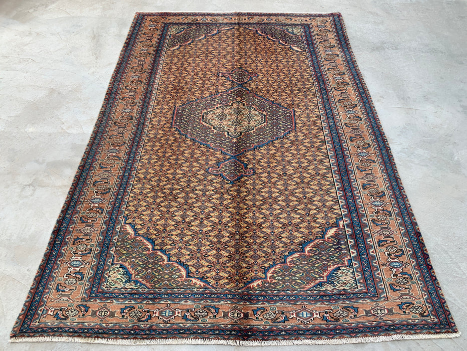 Handgemaakt Perzisch wollen vloerkleed 7x10 - Beige, blauw & bruin vintage medaillon Perzisch stijl tapijt - Exacte maat 9'4" x 6'3" - KBHM-729