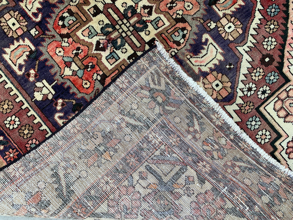 180 cm x 147 cm handgeknoopt Perzisch wollen tapijt – Ivoor, taupe en pruimkleurig tribaal medaillonmotief – KBHM-779