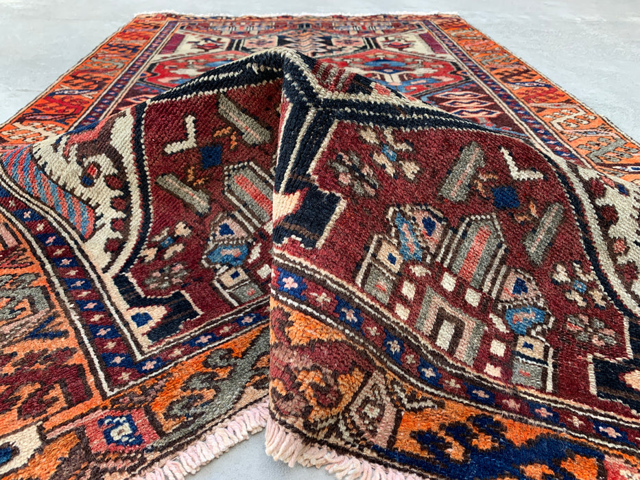 190,5 x 114,5 cm handgeknoopt Perzisch wollen tapijt – Ivoor, rood & blauw tribaal geometrisch paneelontwerp – KBHM-792
