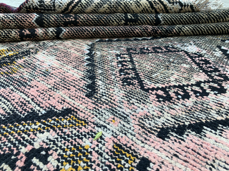 218 x 137 cm handgeknoopt Perzisch wollen tapijt – Vintage tribaal ruitpatroon in blush, taupe & antraciet – KBHM-793