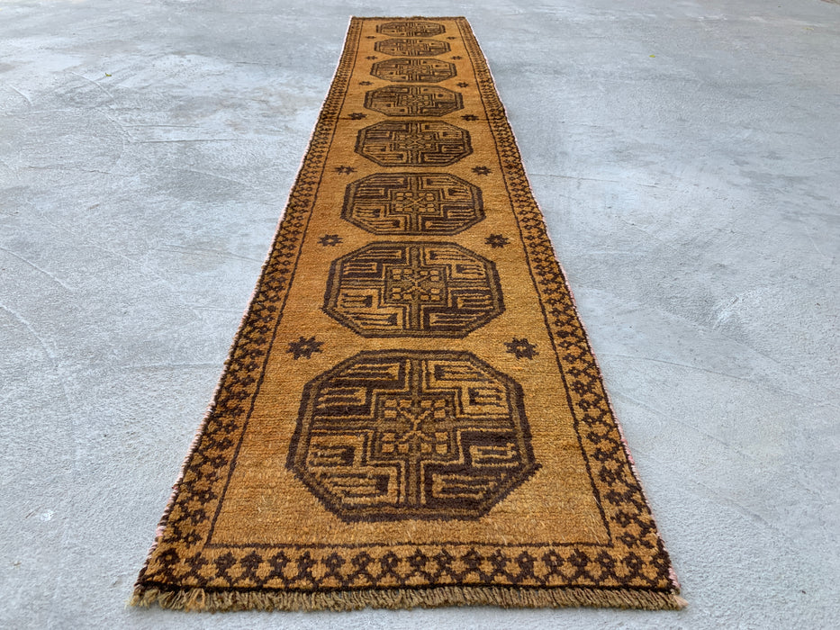234 cm x 46 cm handgeknoopt Perzisch wollen loperkleed – Goud & Bruin tribaal geometrisch ontwerp – KBHM-797