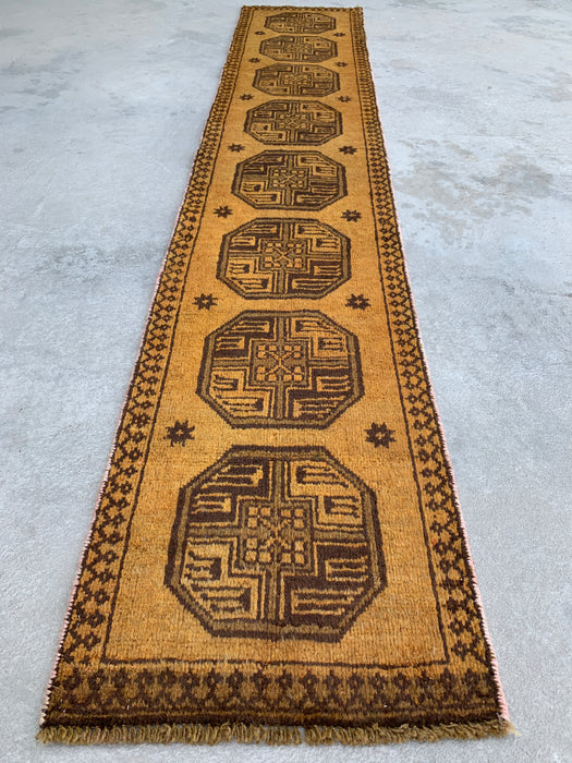 234 cm x 46 cm handgeknoopt Perzisch wollen loperkleed – Goud & Bruin tribaal geometrisch ontwerp – KBHM-797