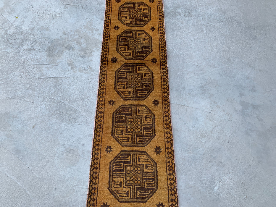 234 cm x 46 cm handgeknoopt Perzisch wollen loperkleed – Goud & Bruin tribaal geometrisch ontwerp – KBHM-797
