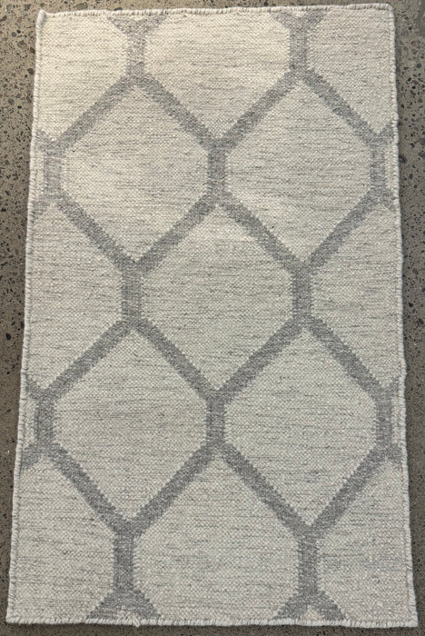 2'x3' 100% Wool Nepali Hand Knotted Area Rug