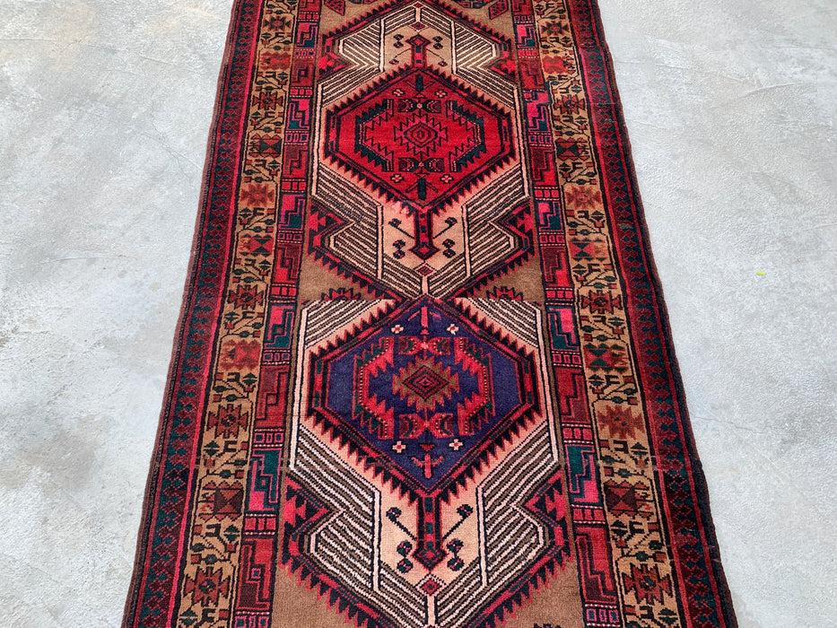 297 cm x 71 cm handgeknoopt Perzisch wollen loper – kameel, rood & ivoorkleurig tribaal medaillonmotief – KBHM-800