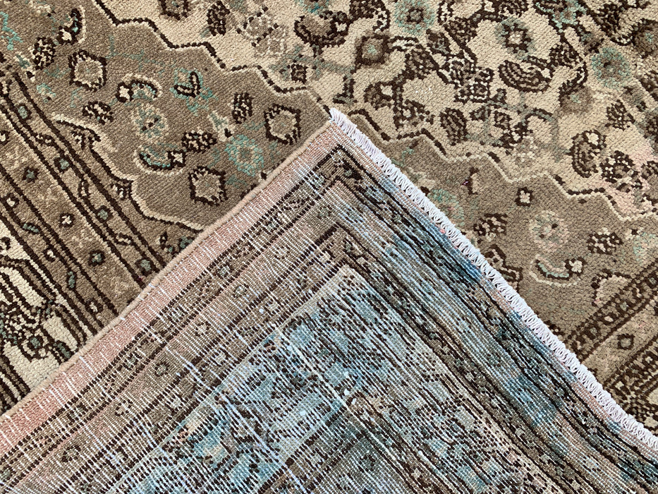 Handgemaakt Perzisch wollen vloerkleed 7x10 - Beige, taupe & ivoorkleurig vintage medaillon vloerkleed in Perzische stijl - Exacte afmeting 9'8" x 6'11" - KBHM-806